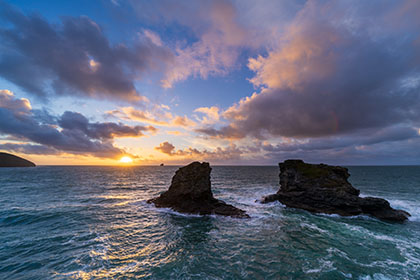 Sea-Stack-Bedruthan-Steps-Cornwall
